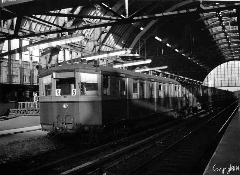 Ost-Berlin Bahnhof1.jpg